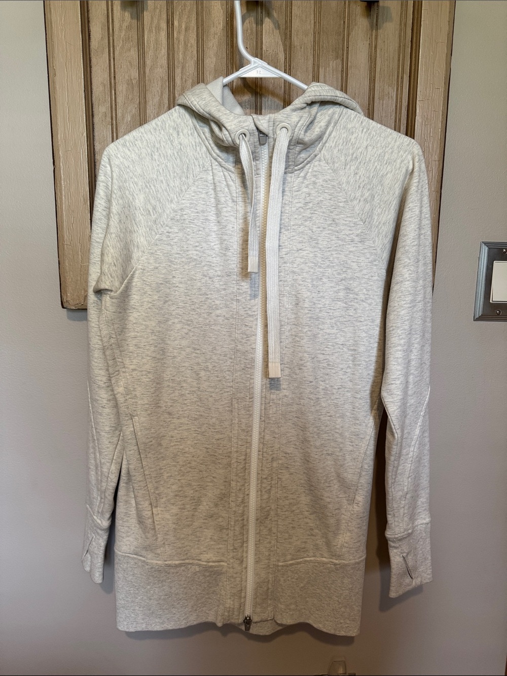 NWOT Athleta Triumph Long Hoodie Sweatshirt Jacket size XXS.